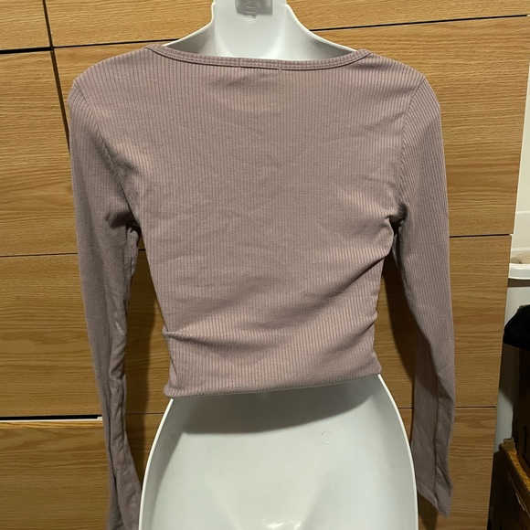 Crop top - Picture 2 of 2